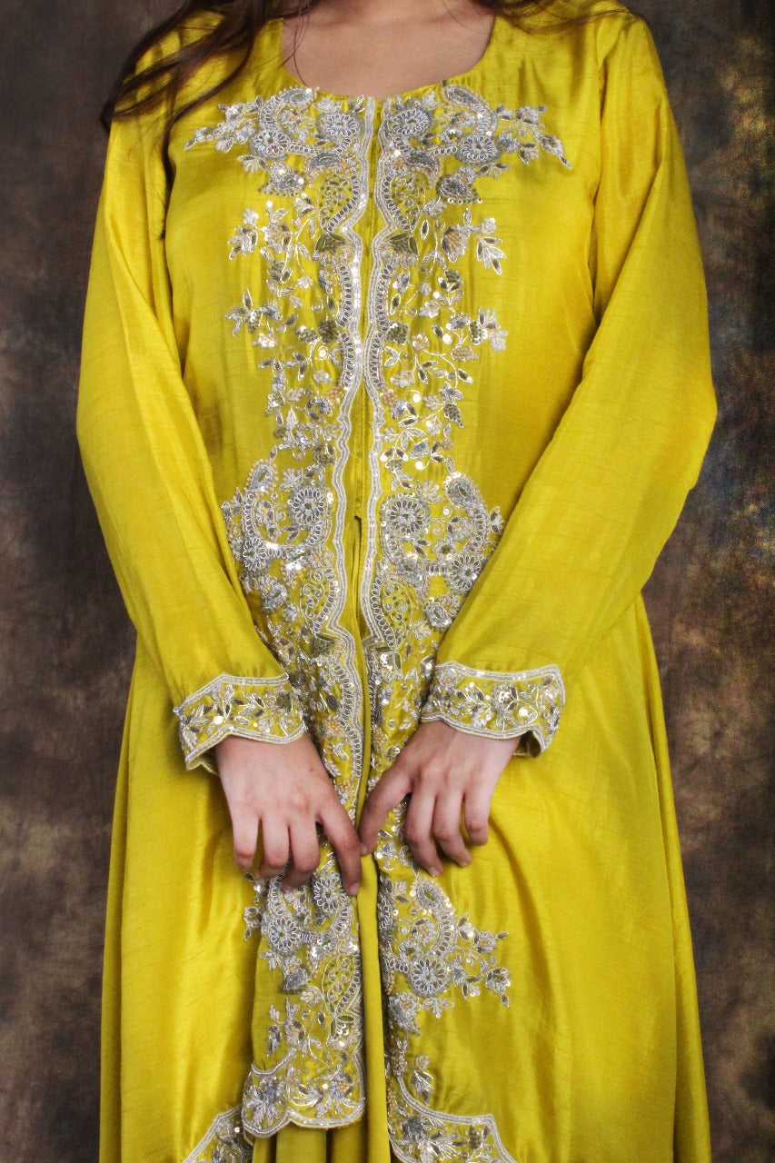 FRONT CLOSURE JACKET WITH DRAPED SKIRT
