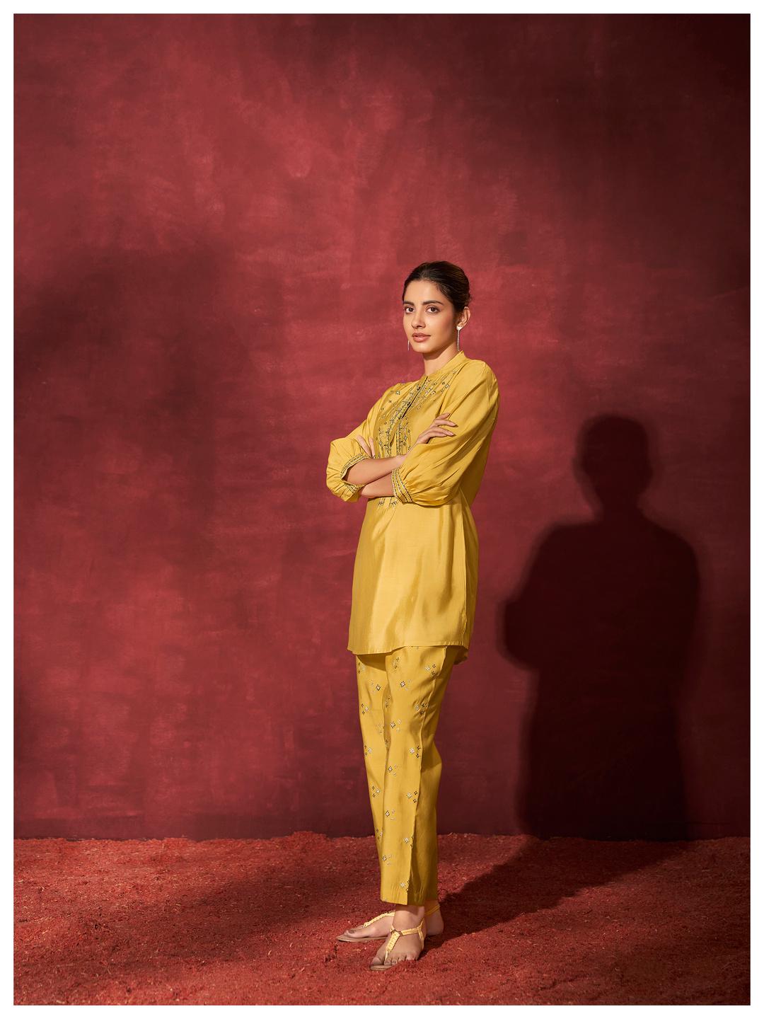 KIAA SOLID YELLOW EMB CO-ORD SET