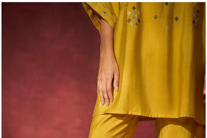 KIAA SOLID YELLOW EMB CO-ORD SET