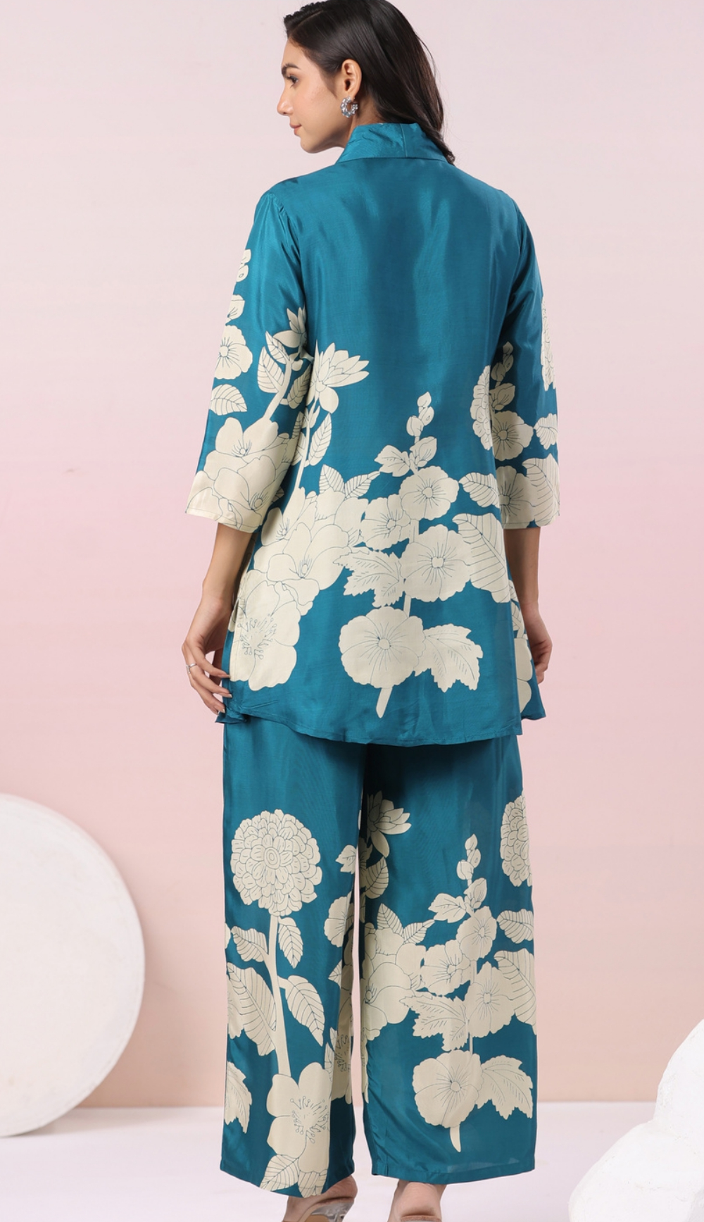 Teal Blue Teal blue Silk sets